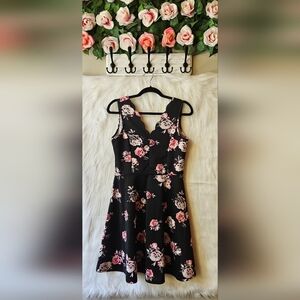 Forever 21 Floral Sleeveless Fit and Flare Skater Dress